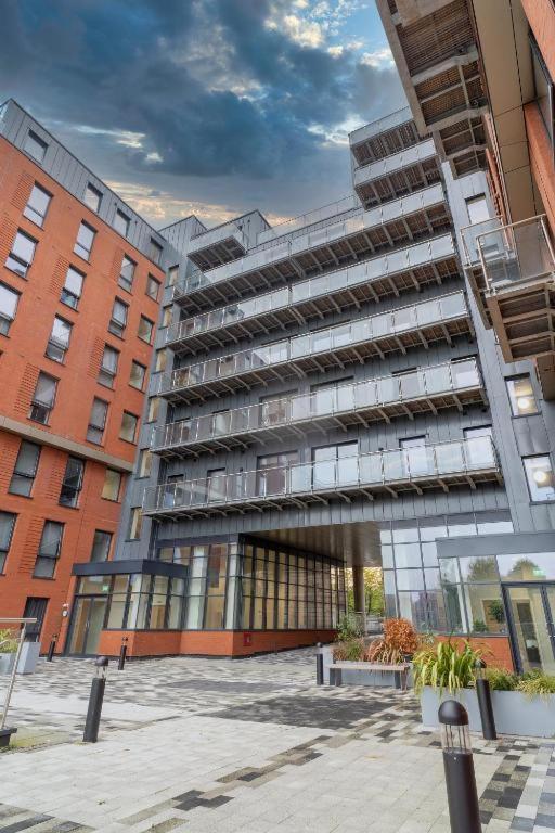 Adelphi Wharf Luxury *
