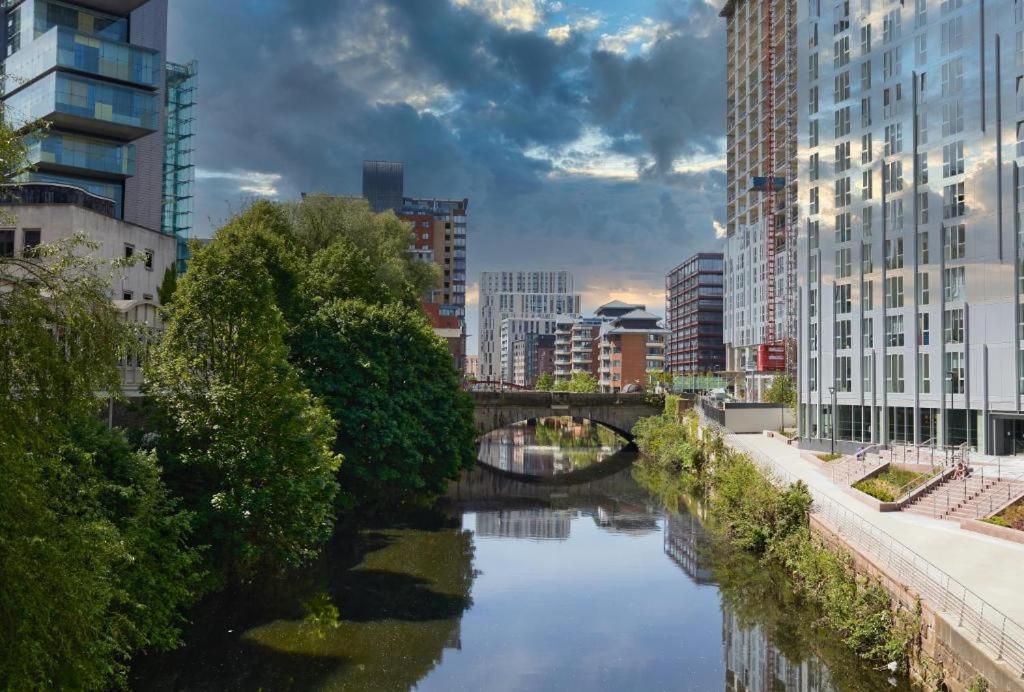 Adelphi Wharf Luxury *