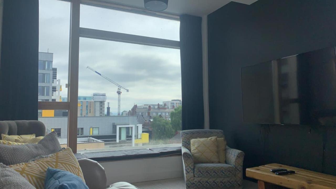 City Centre Modern 3bed 2bath Penthouse Northern Quarter, Sleeps 10 Manchester