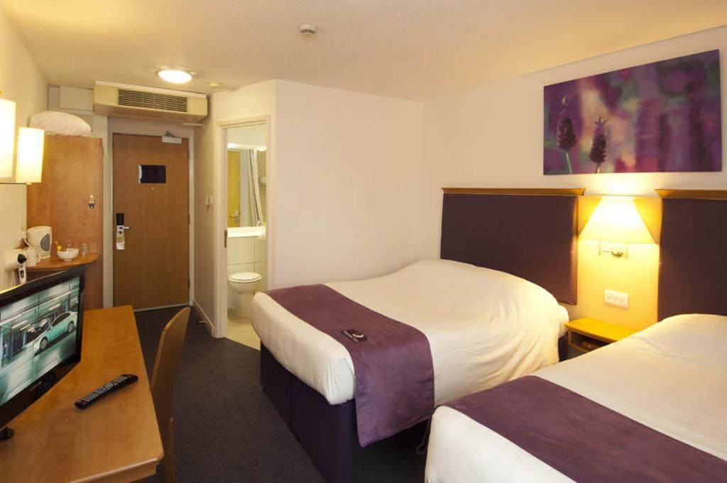 Hotel Premier Airport Runger Lane South