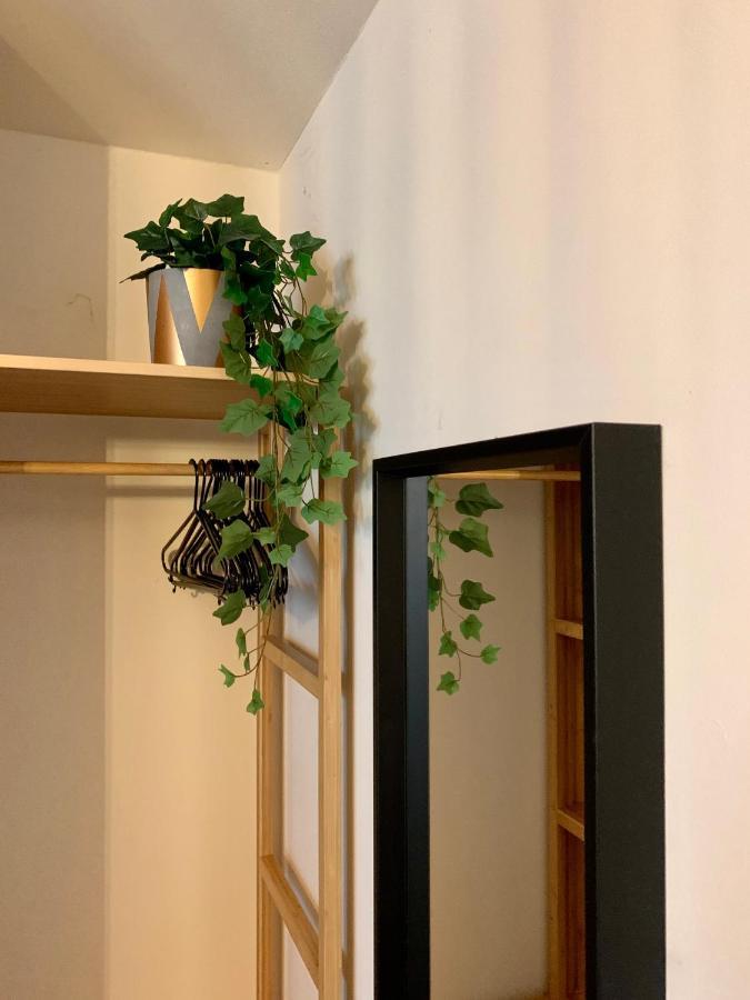 Designer House And Garden With Parking Manchester