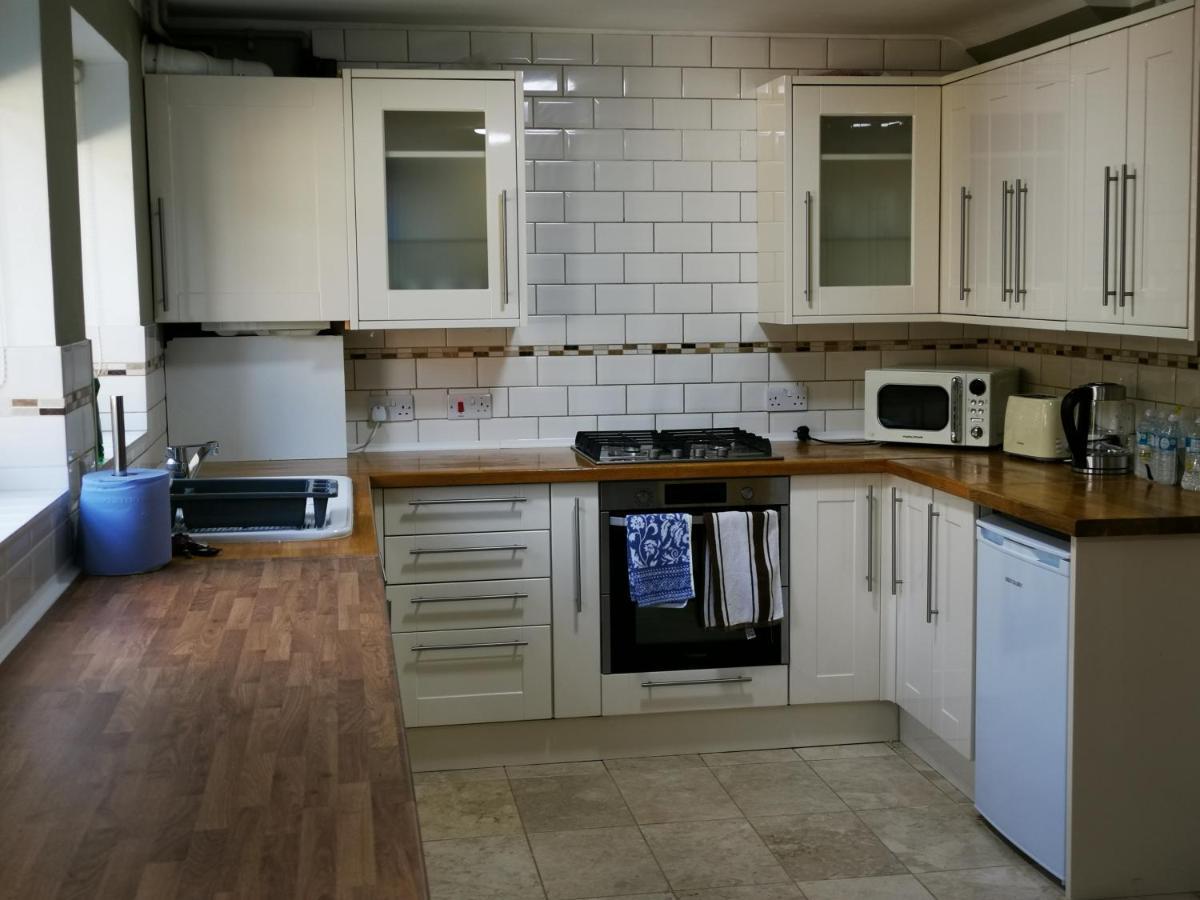 Brigstock Holidays House Appartement