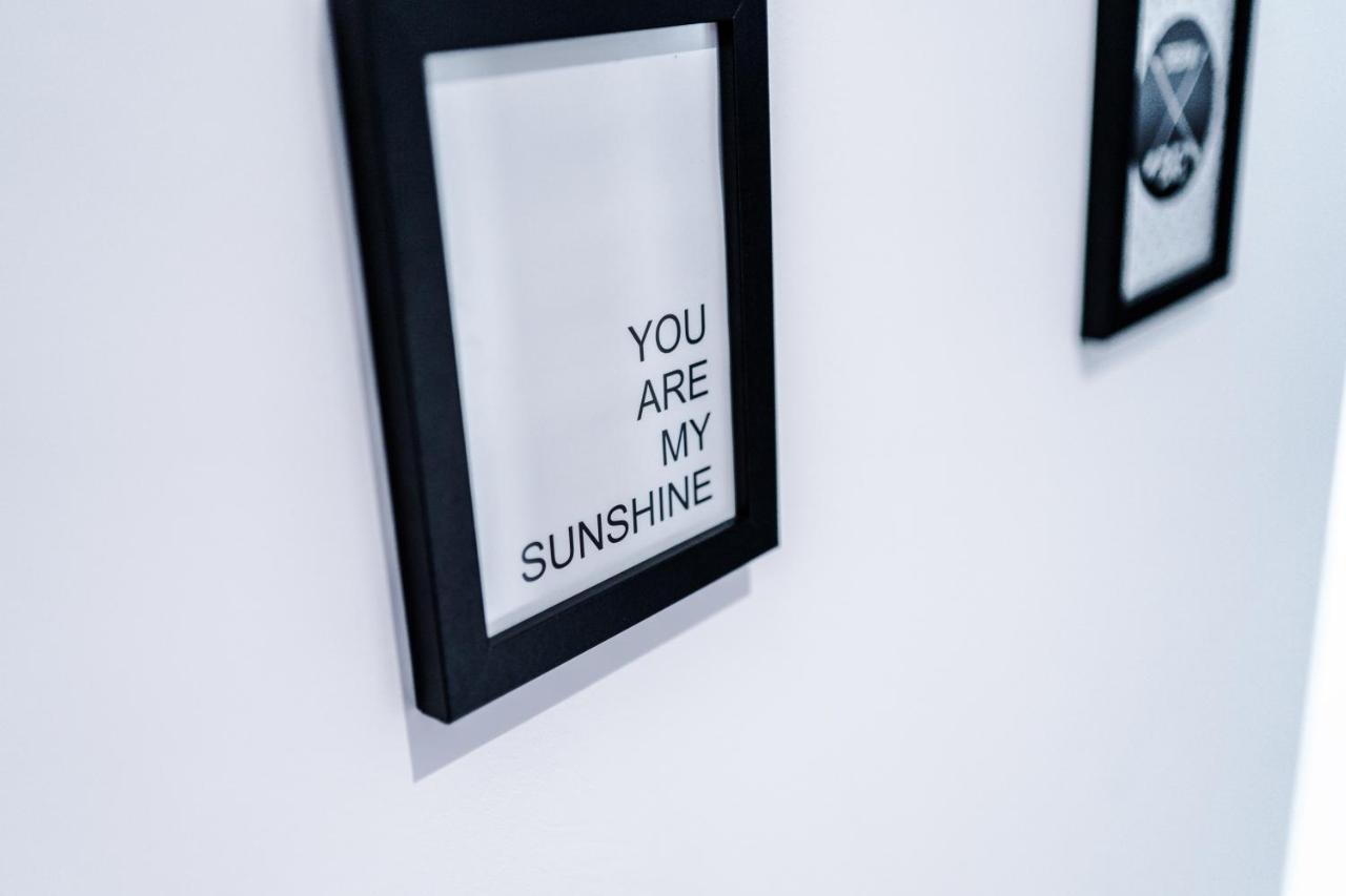 Rest & Recharge At The Station Appartement