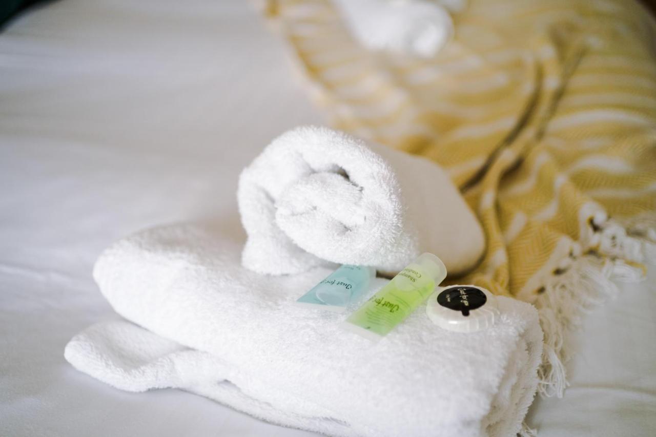 Rest & Recharge At The Station Appartement