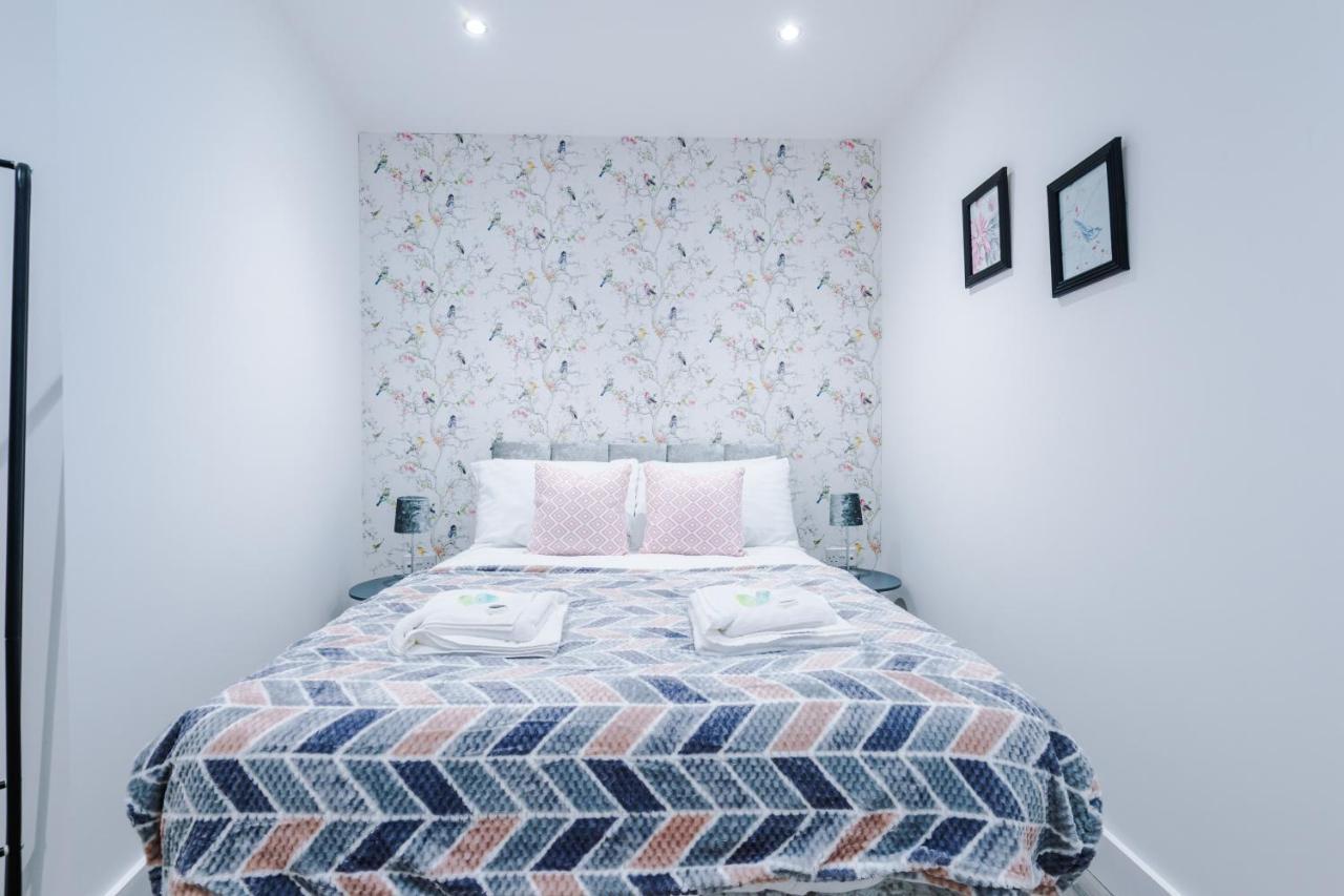 Rest & Recharge At The Station Appartement Manchester