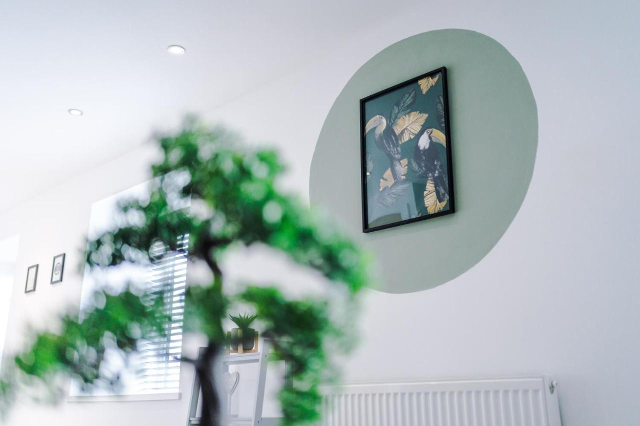 Rest & Recharge At The Station Appartement Manchester