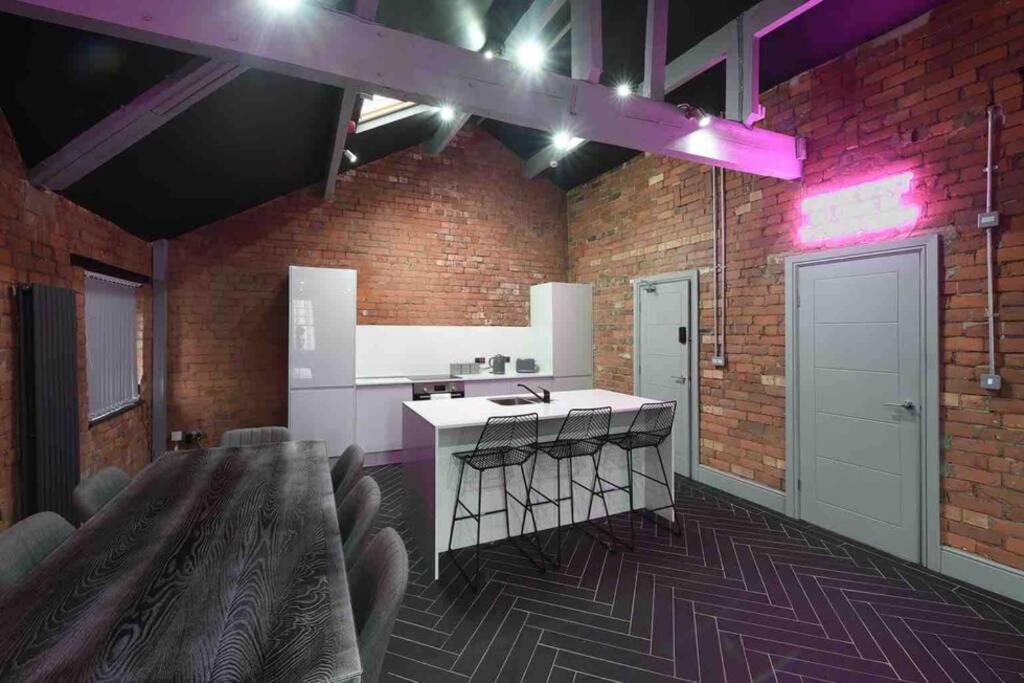 Apartment Casa Nomade Penthouse Slps 20 People Mcr Centre Manchester