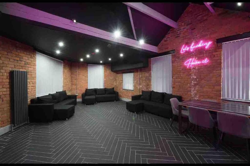 Casa Nomade Penthouse Slps 20 People Mcr Centre Apartment Manchester