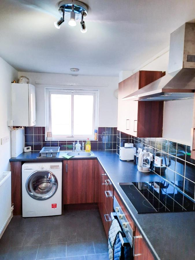 Cosy One Bedroom Flat Near Town