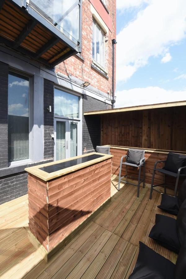 Slps 14 Hot Tub, Bar&outdoor Terrace Appartement Manchester