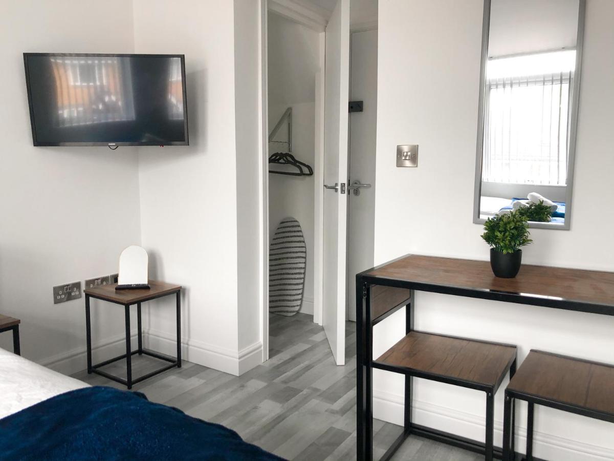 Appartement 10min To - Free Parking - Private - Contractor Friendly Manchester