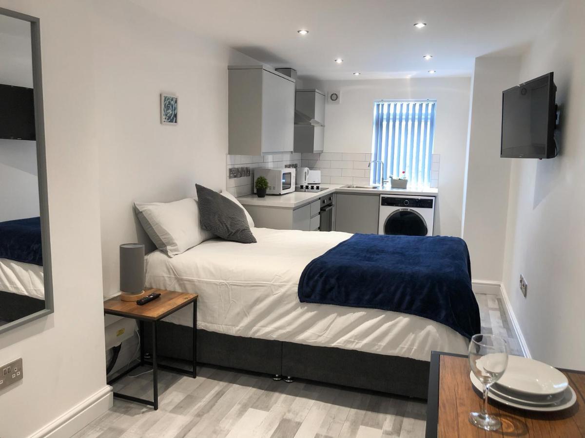 Appartement 10min To - Free Parking - Private - Contractor Friendly