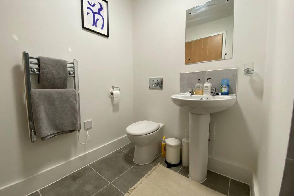 Apartment Adelphi Wharf 3