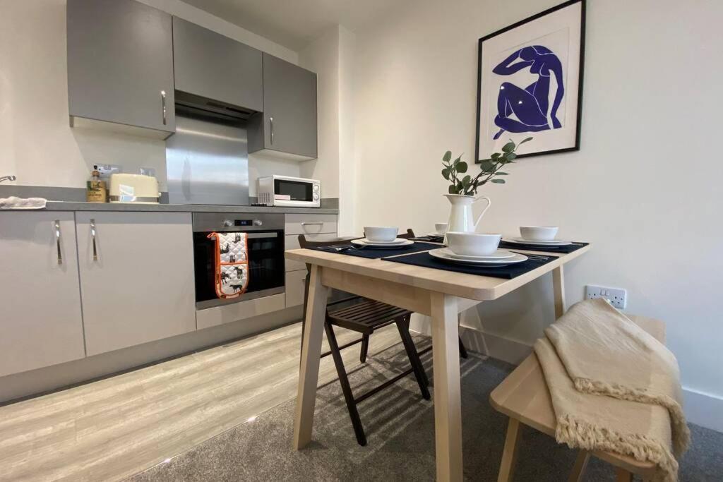 Adelphi Wharf 3 *