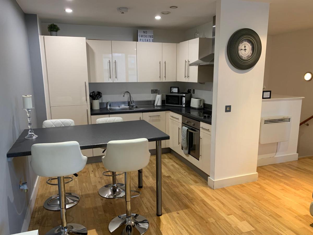 2 Bedroom - Close To Piccadilly Train Station / Edge Of The Northern Quarter * Manchester