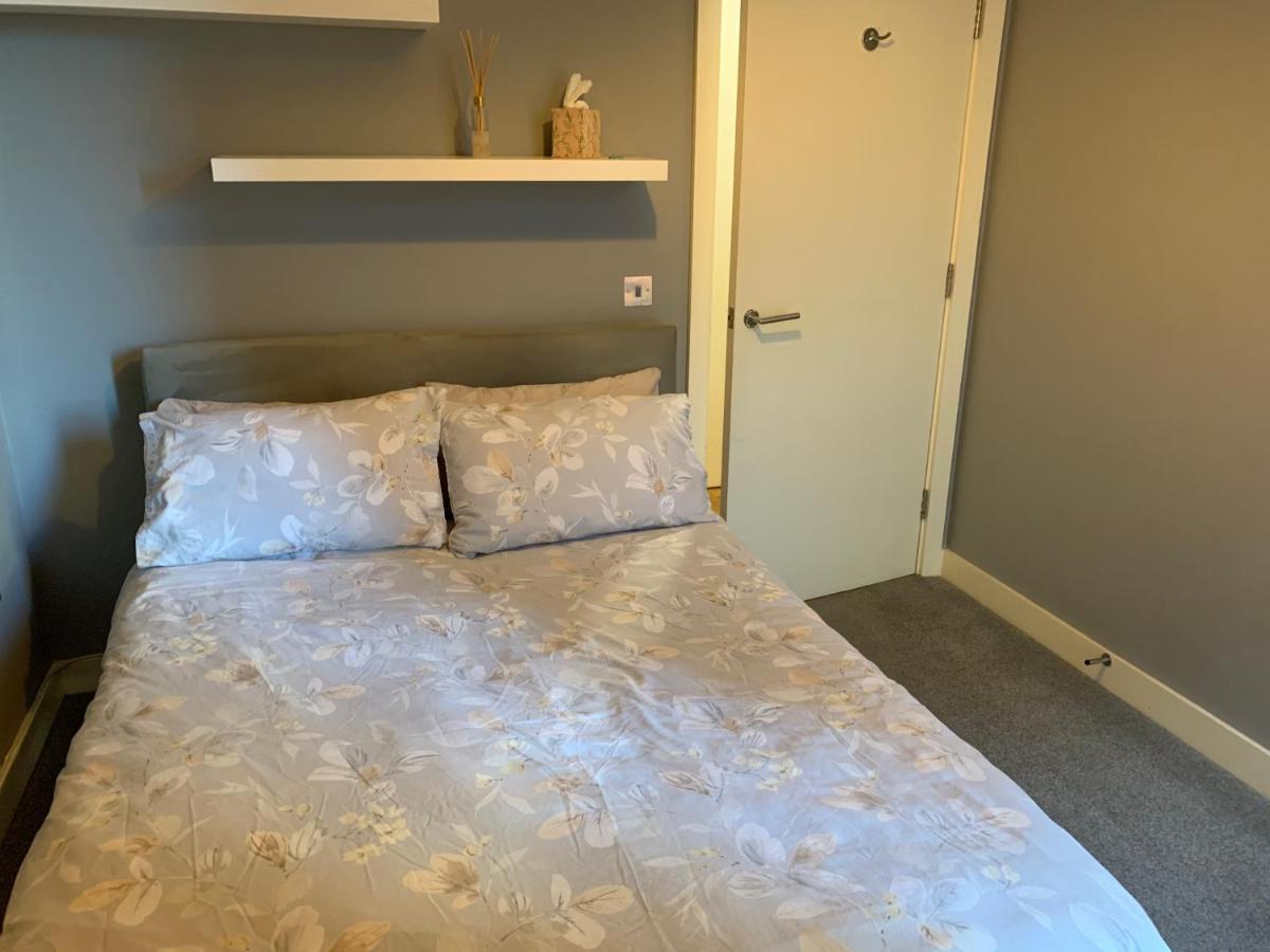 Apartment 2 Bedroom - Close To Piccadilly Train Station / Edge Of The Northern Quarter
