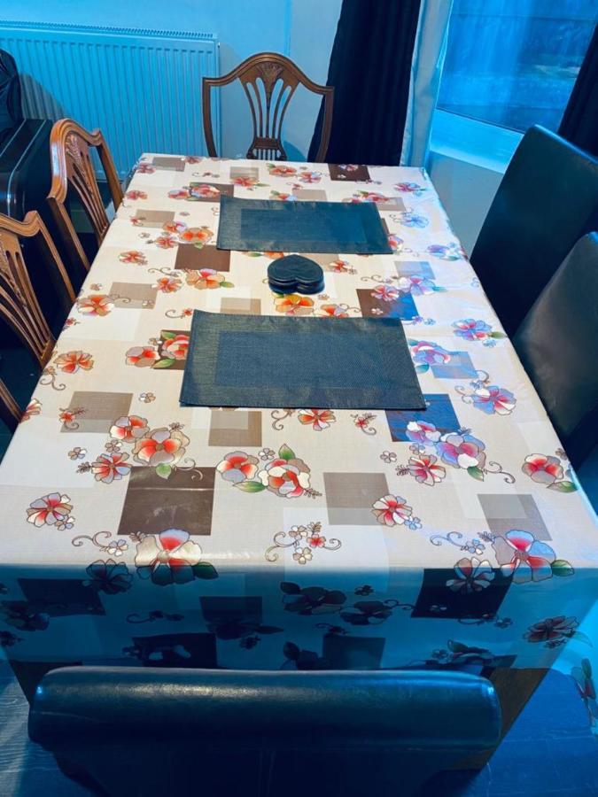 Shared Short Term South Homestay Manchester