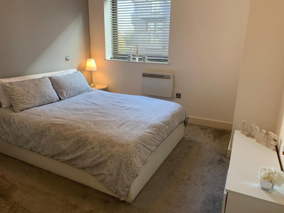 Apartment 2 Bedroom - Close To Piccadilly Train Station / Edge Of The Northern Quarter Manchester