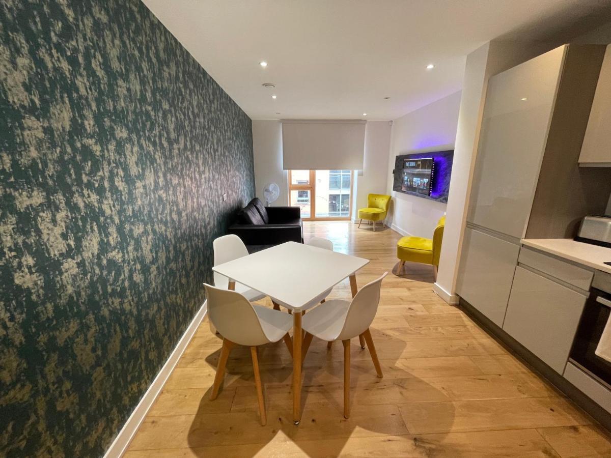 Quay Apartment *
