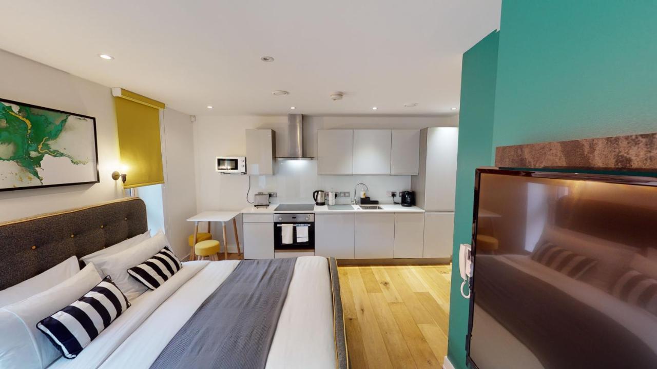 Apartment Quay