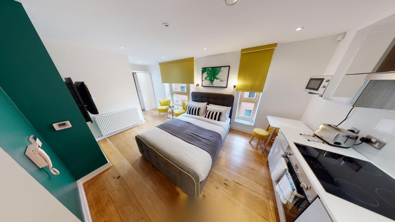 Quay Apartment *