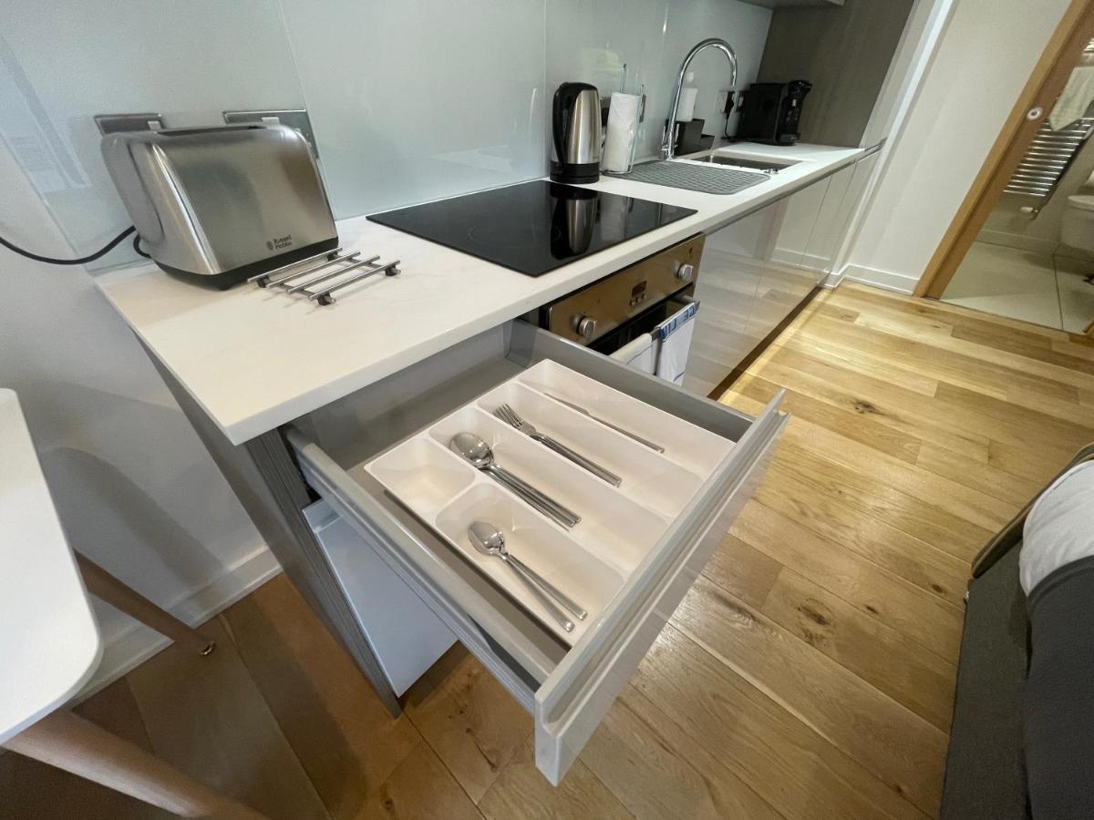 Quay Apartment