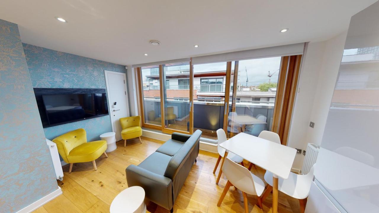 Quay Apartment *