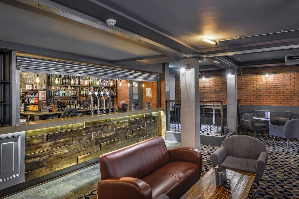 Hotel Holiday - - Oldham By Ihg 3*