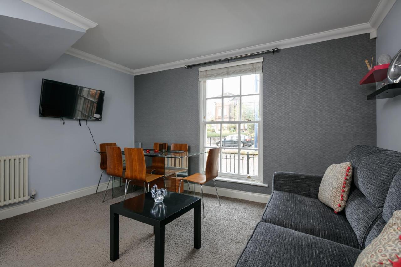 The Finney - Gorgeous, Chic 3 Bedroom House Holiday home