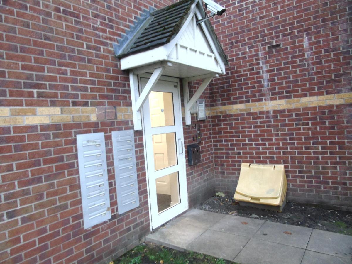 Larch Gardens 2 Bedroom Flat Appartement