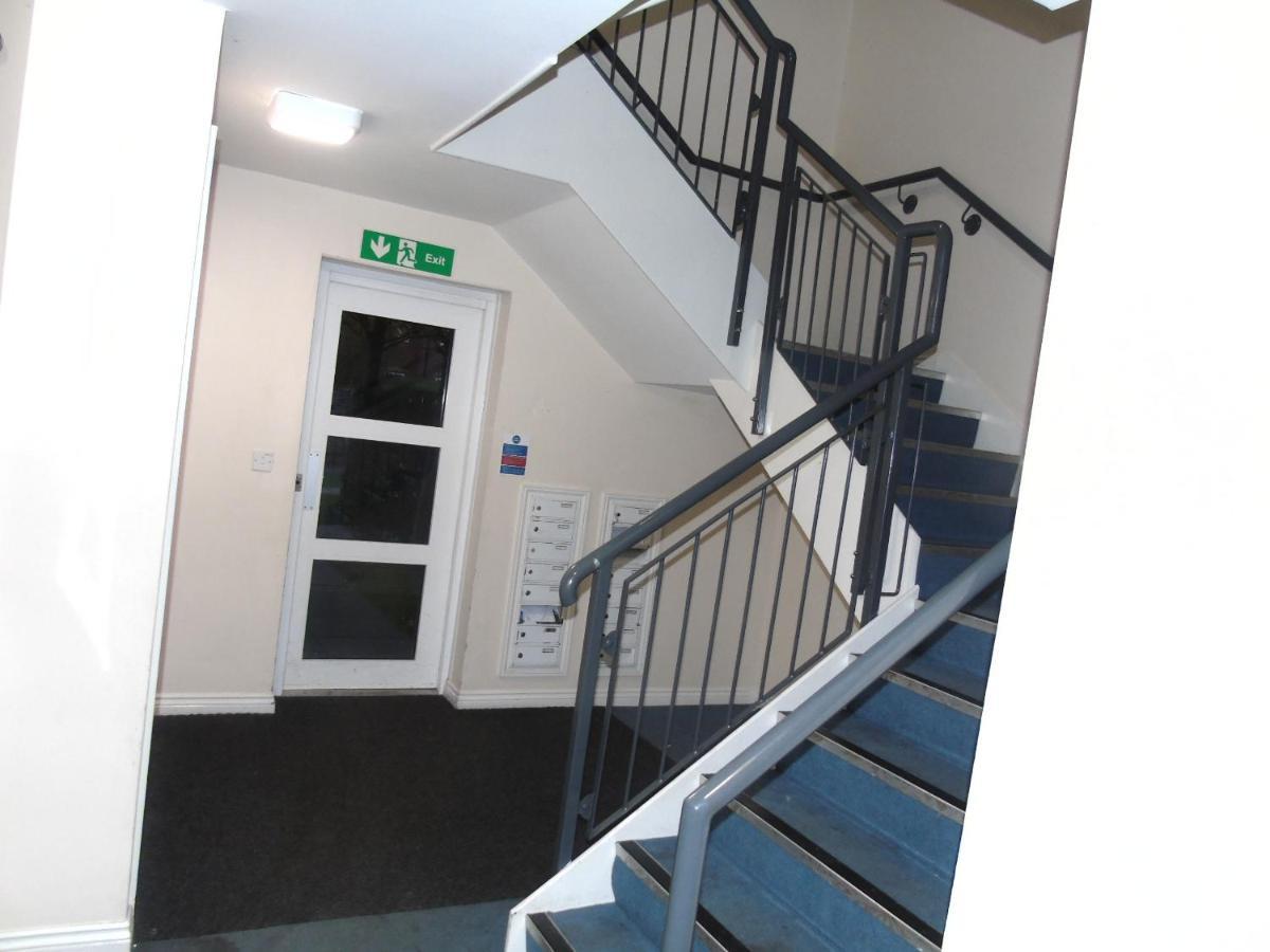 Larch Gardens 2 Bedroom Flat
