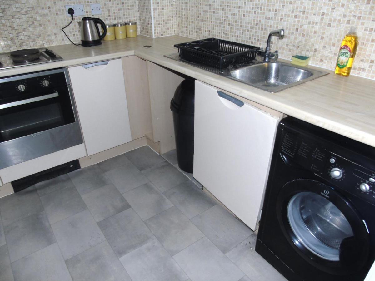 Appartement Larch Gardens 2 Bedroom Flat Manchester