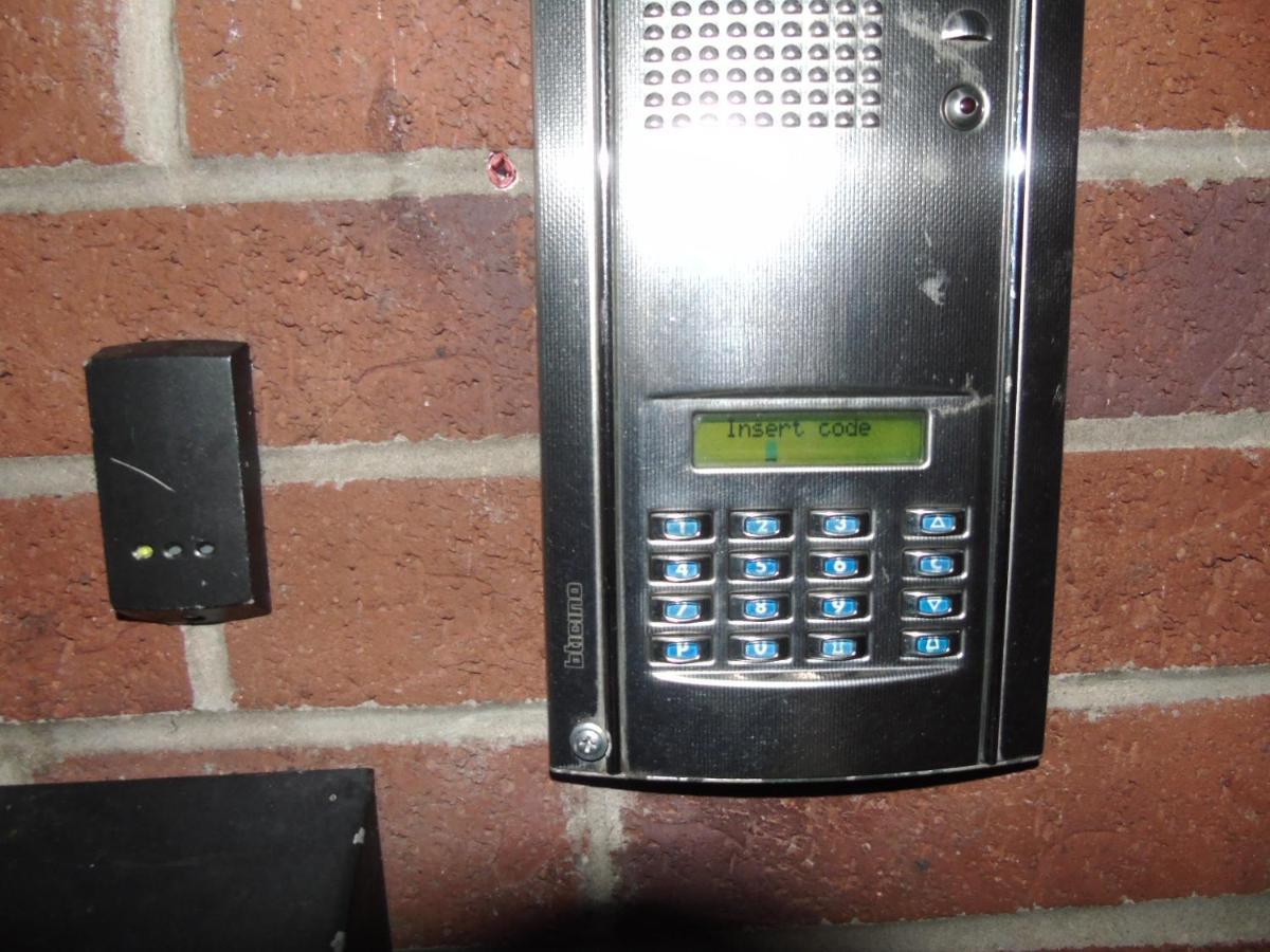 Larch Gardens 2 Bedroom Flat Manchester