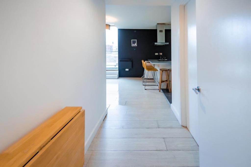 City Centre Modern 3bed 2bath Penthouse Northern Quarter, Sleeps 10 * Manchester