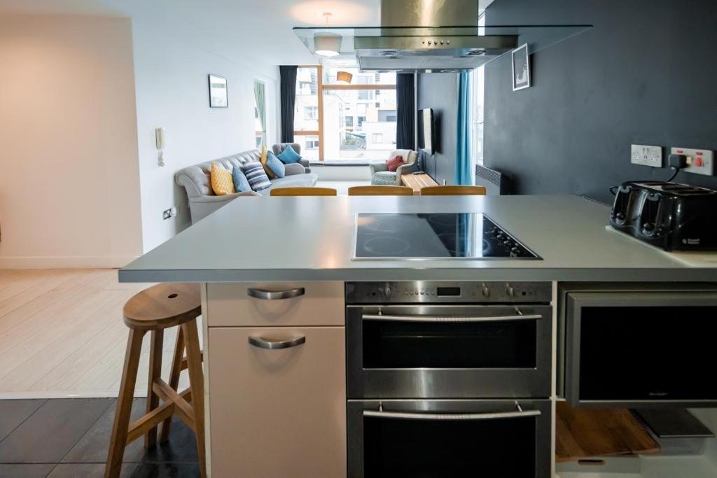 City Centre Modern 3bed 2bath Penthouse Northern Quarter, Sleeps 10 * Manchester
