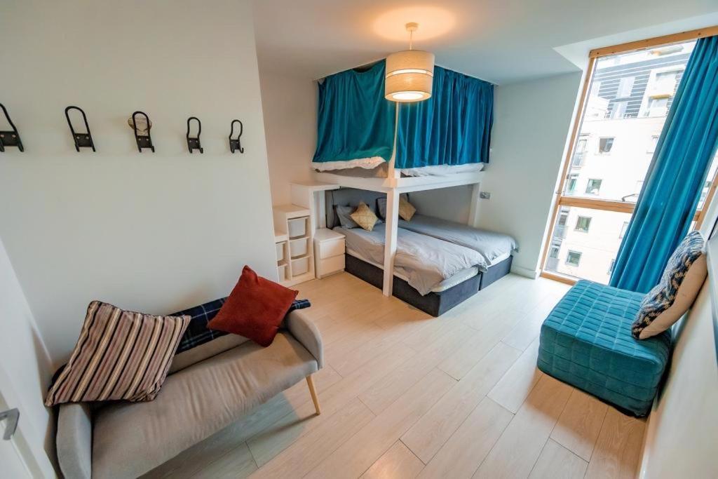 City Centre Modern 3bed 2bath Penthouse Northern Quarter, Sleeps 10 * Manchester