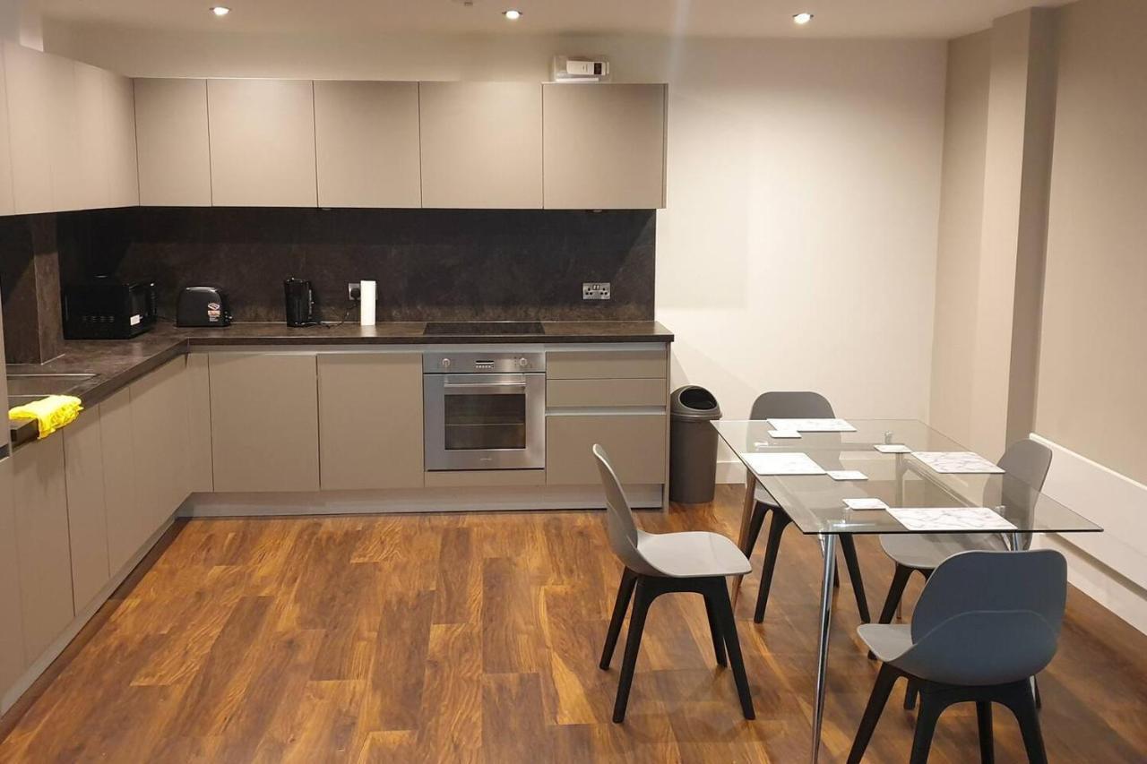 Apartment Stunning 2-Bed Apartment In Manchester City Centre