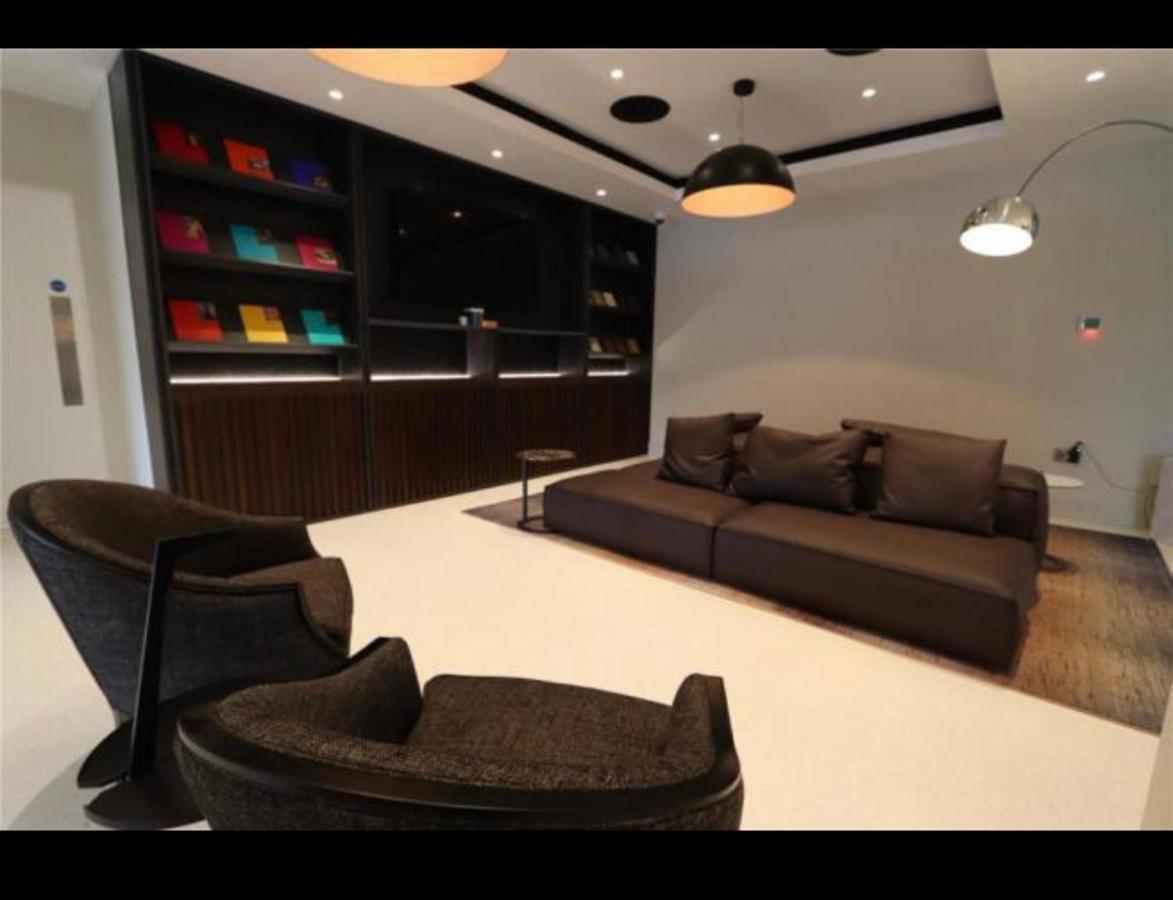 Luxurious Centre 2 Bed Apartment Manchester