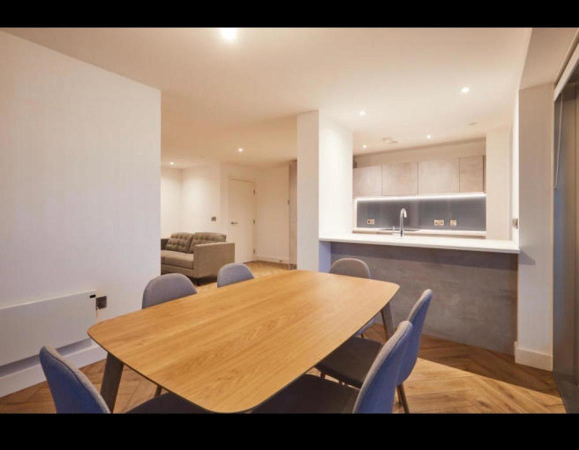 Apartment Luxurious Centre 2 Bed Manchester