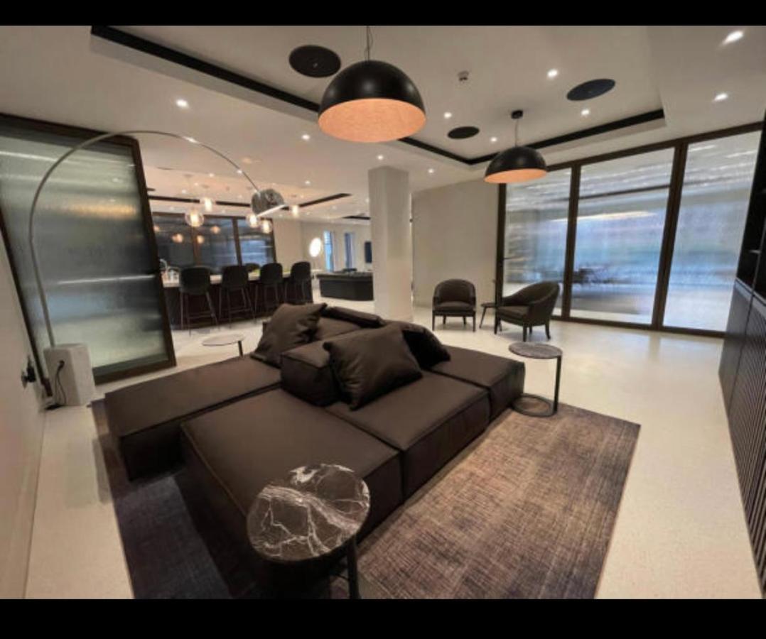 Luxurious Centre 2 Bed