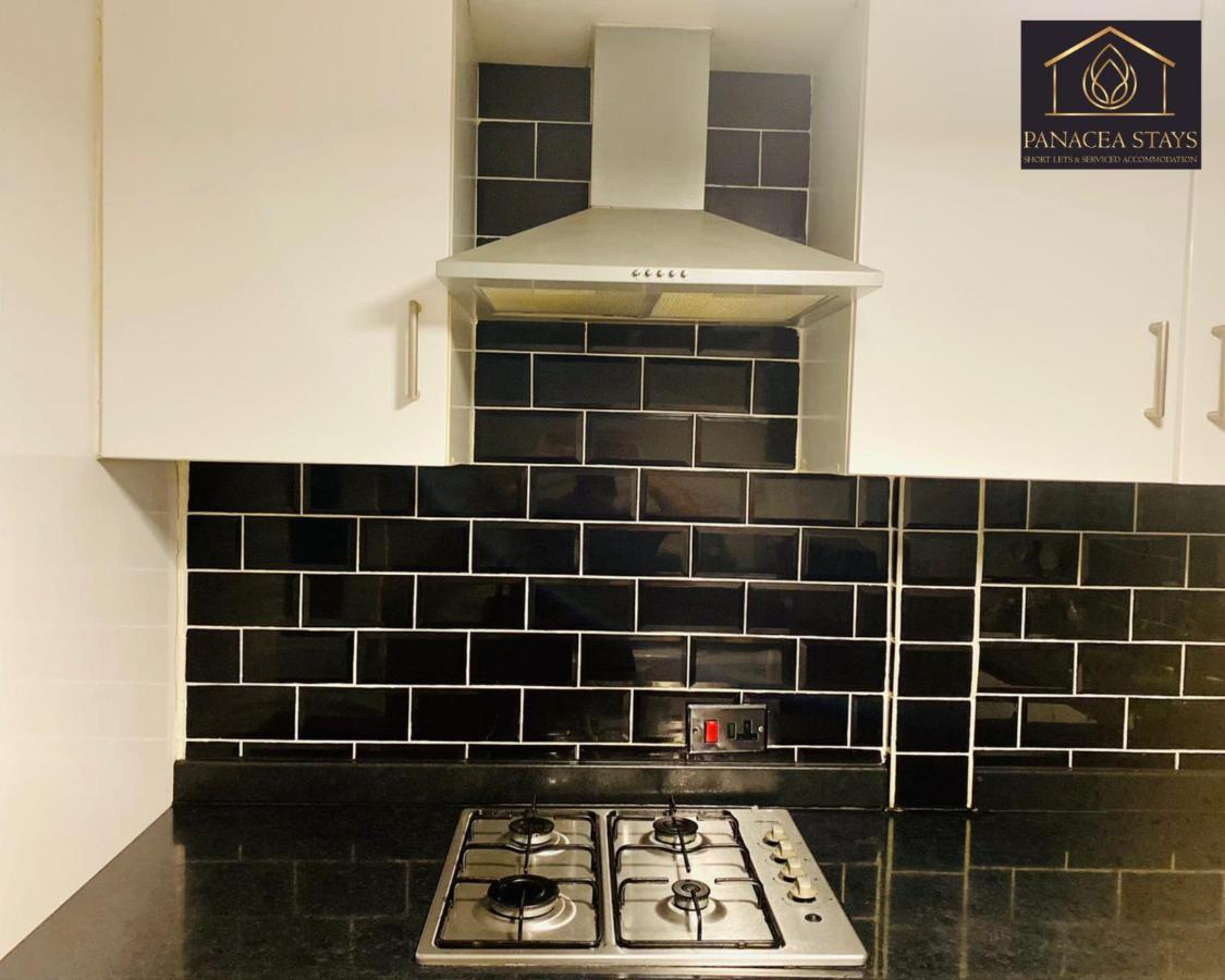Lovely 1 Bed House Share! Free Off Road Parking! Large Rear Garden *