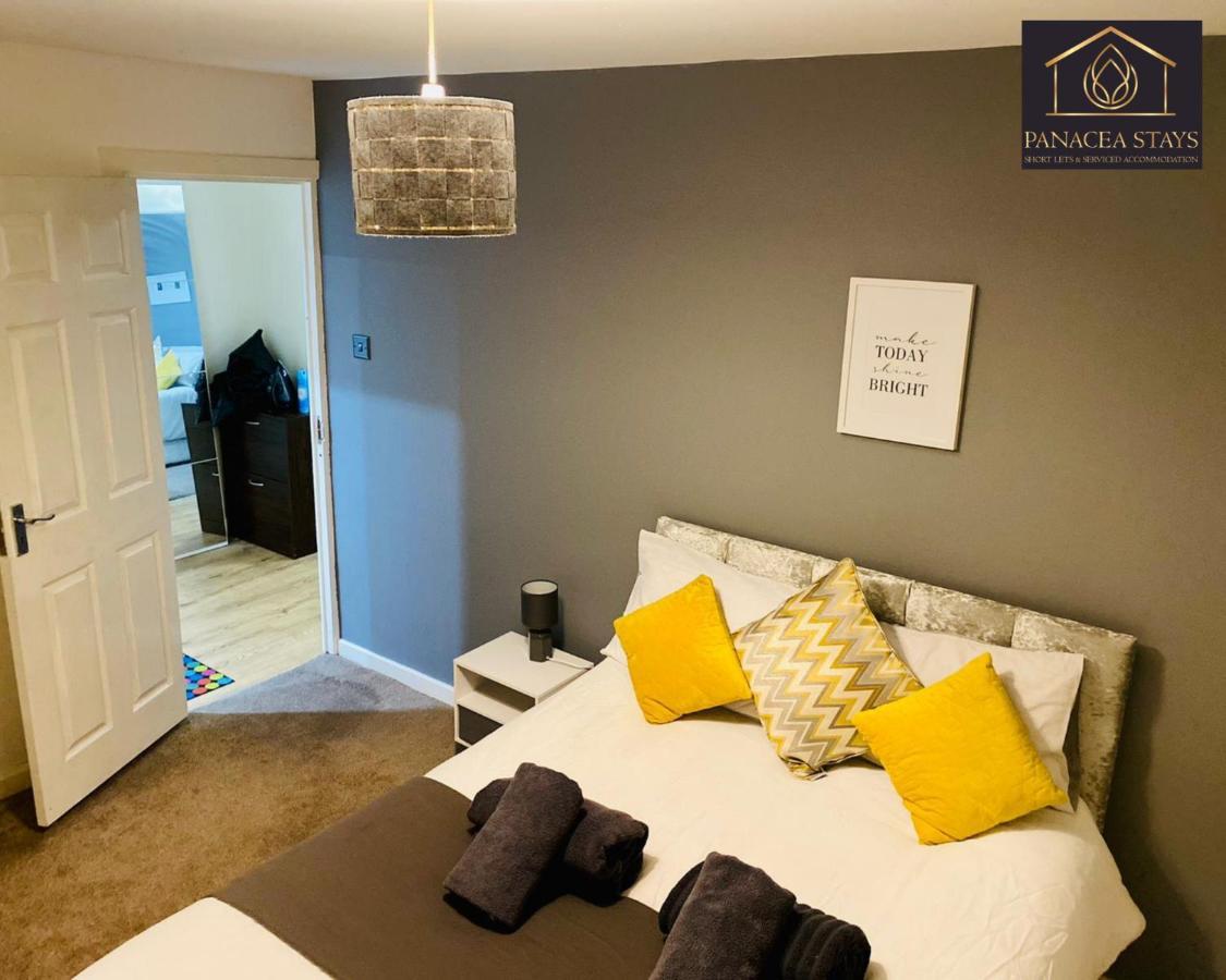 Lovely 1 Bed House Share! Free Off Road Parking! Large Rear Garden Manchester