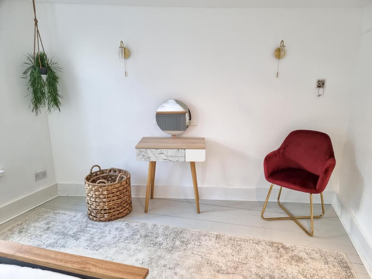 Manchester's Only Centre Detached House Vakantiehuis