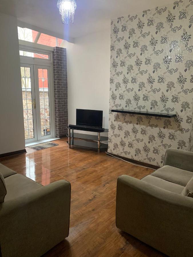3/4 Bedroom House Apartment