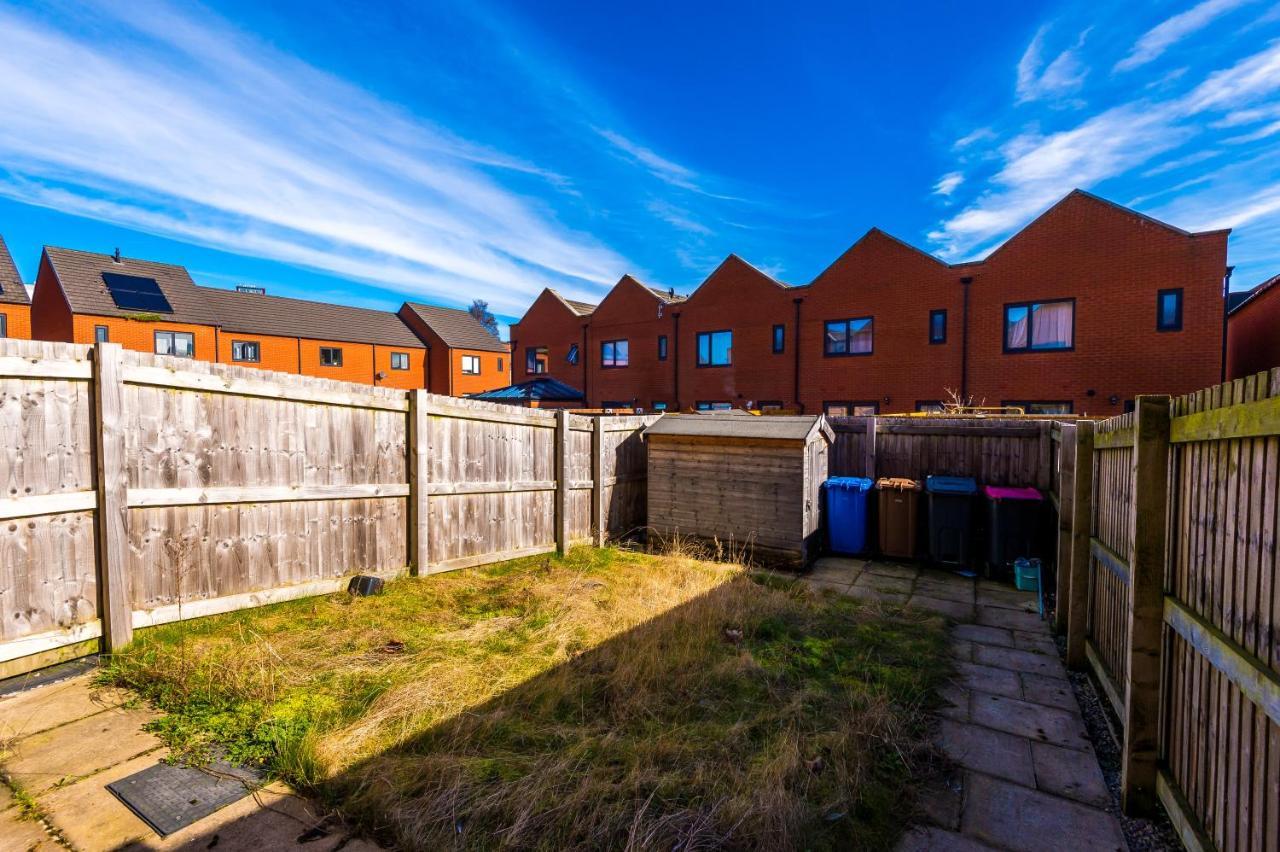 Stunning House - Garden * Manchester