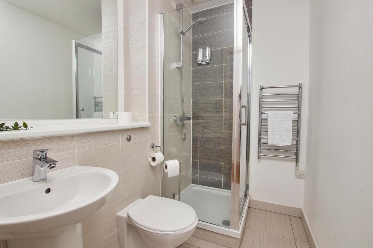 Beautiful Near Piccadilly Train Station Manchester