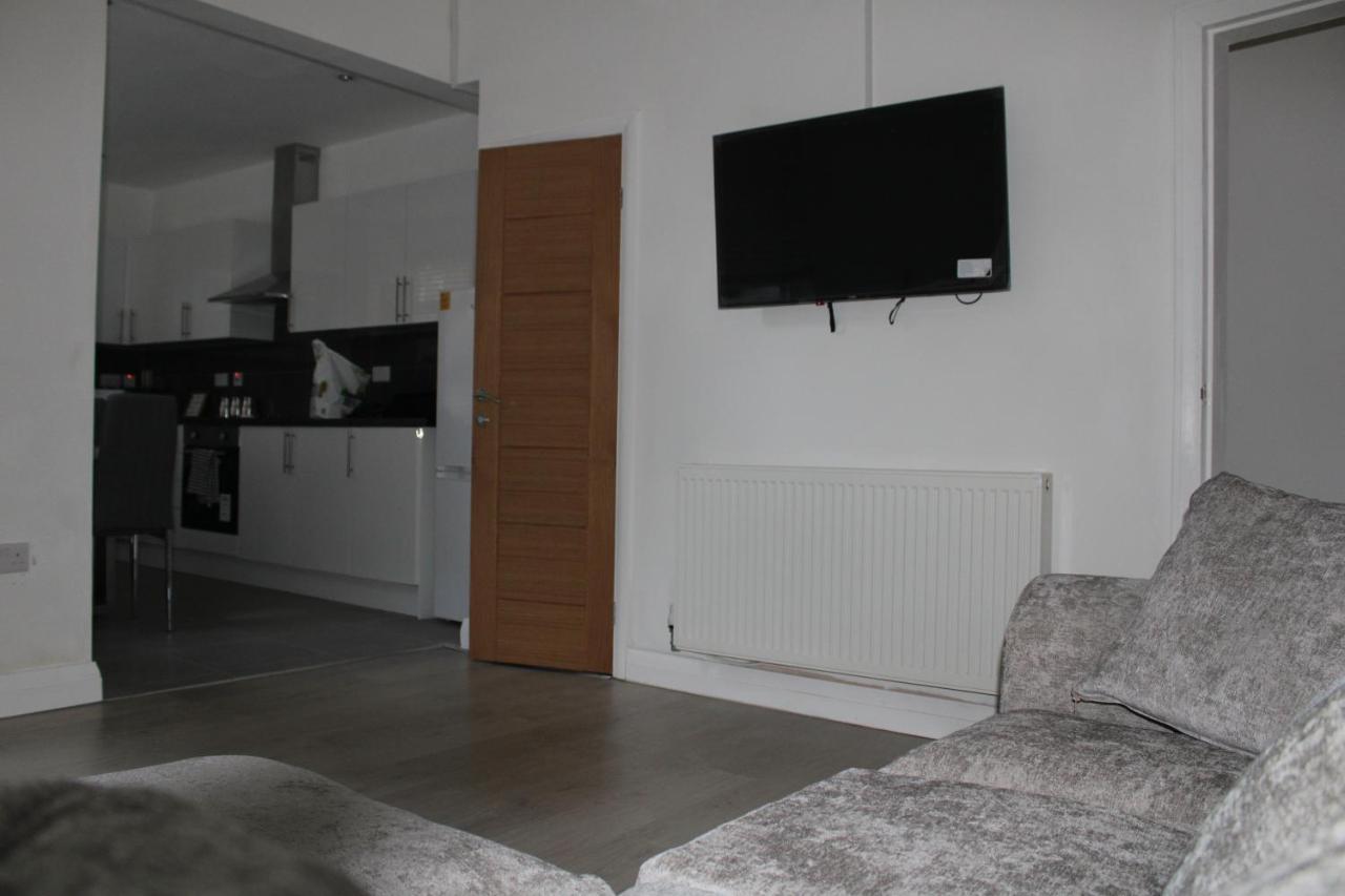Holiday home Beautiful, Spacious, Old Trafford Manchester