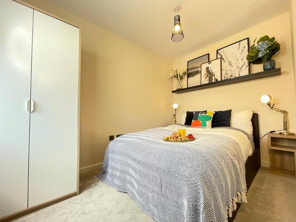 Chic Townhouse Near Old Trafford Manchester