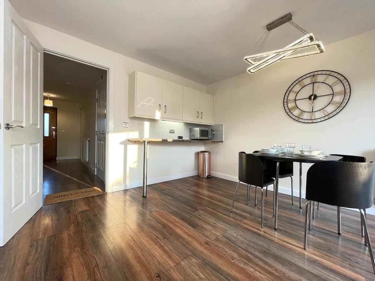 Chic Townhouse Near Old Trafford Manchester