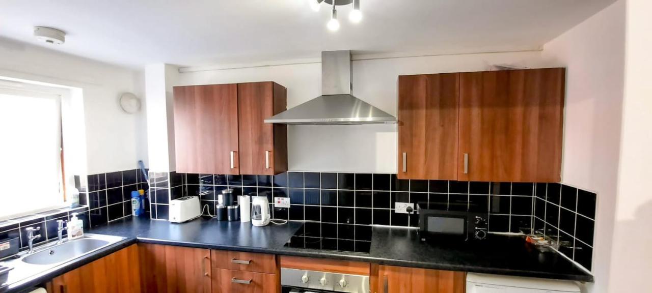 Cosy One Bedroom Flat Near Town Apartment